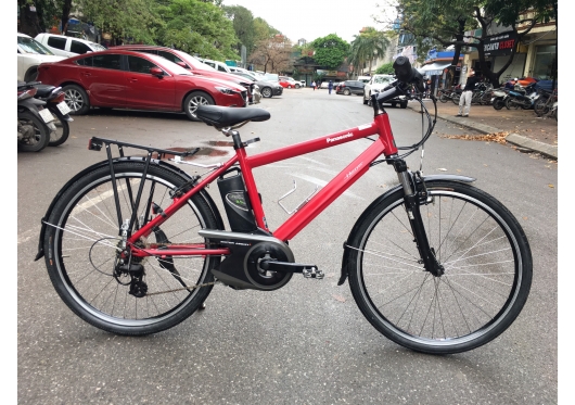 Xe đạp thể thao trợ lực Panasonic Hurryer màu đỏ